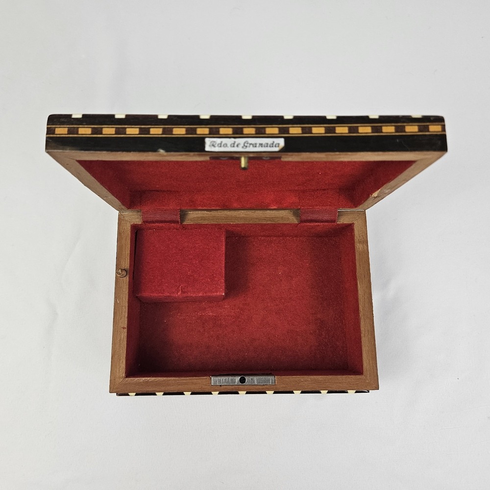 Spanish Marquetry Laquered Jewelry Box Musical Mosaic Vintage Mid-Century - Picture 6 of 11